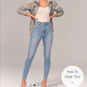 High Rise Super Skinny Jeans Size 27
